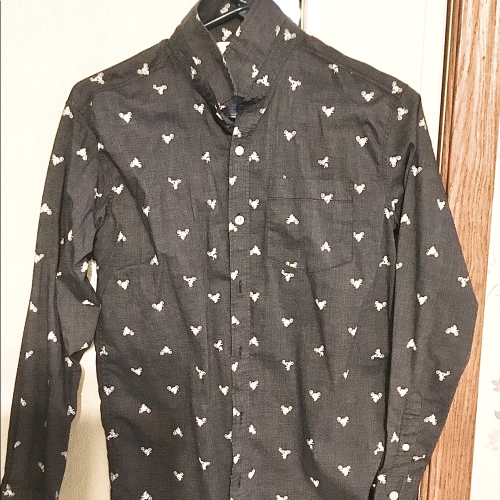Old navy button up
